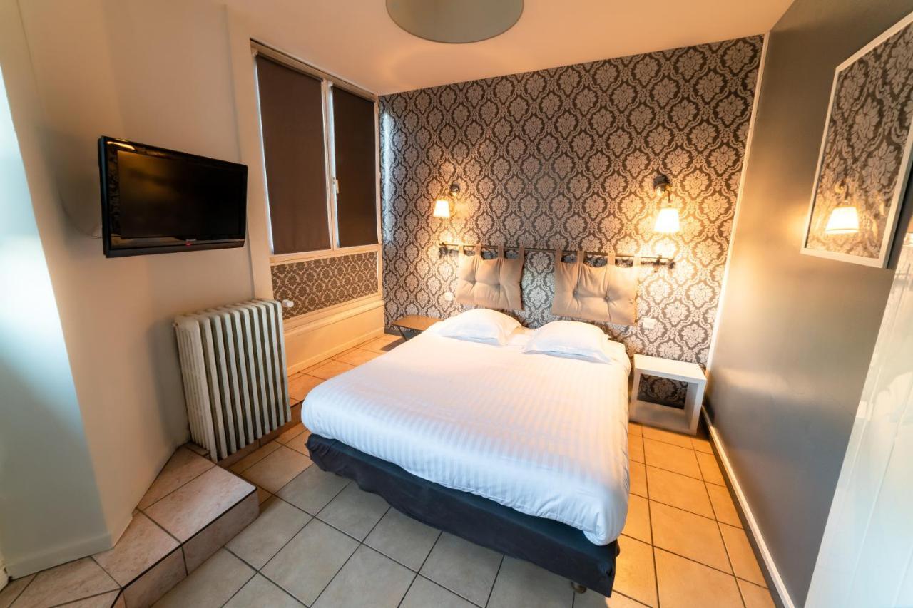 Hotel Furania Saint-Etienne  Exteriör bild