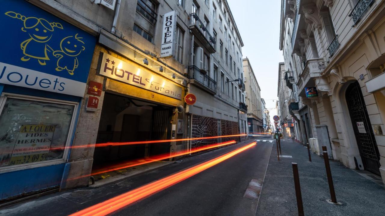 Hotel Furania Saint-Etienne  Exteriör bild